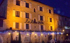 Logis Hotels - Hotel Et Restaurant Le Lion D'Or